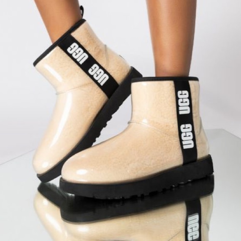 UGG cream / black Classic Clear Mini waterproof boots 10 - Picture 2 of 16